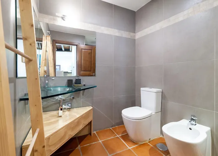 Casa Reformada En El Corazon Del Albaicyn *