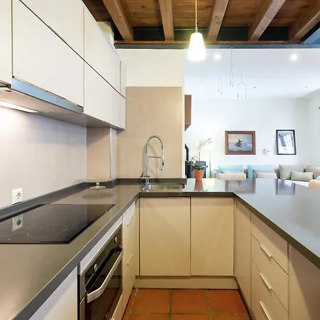 Casa Reformada En El Corazon Del Albaicyn